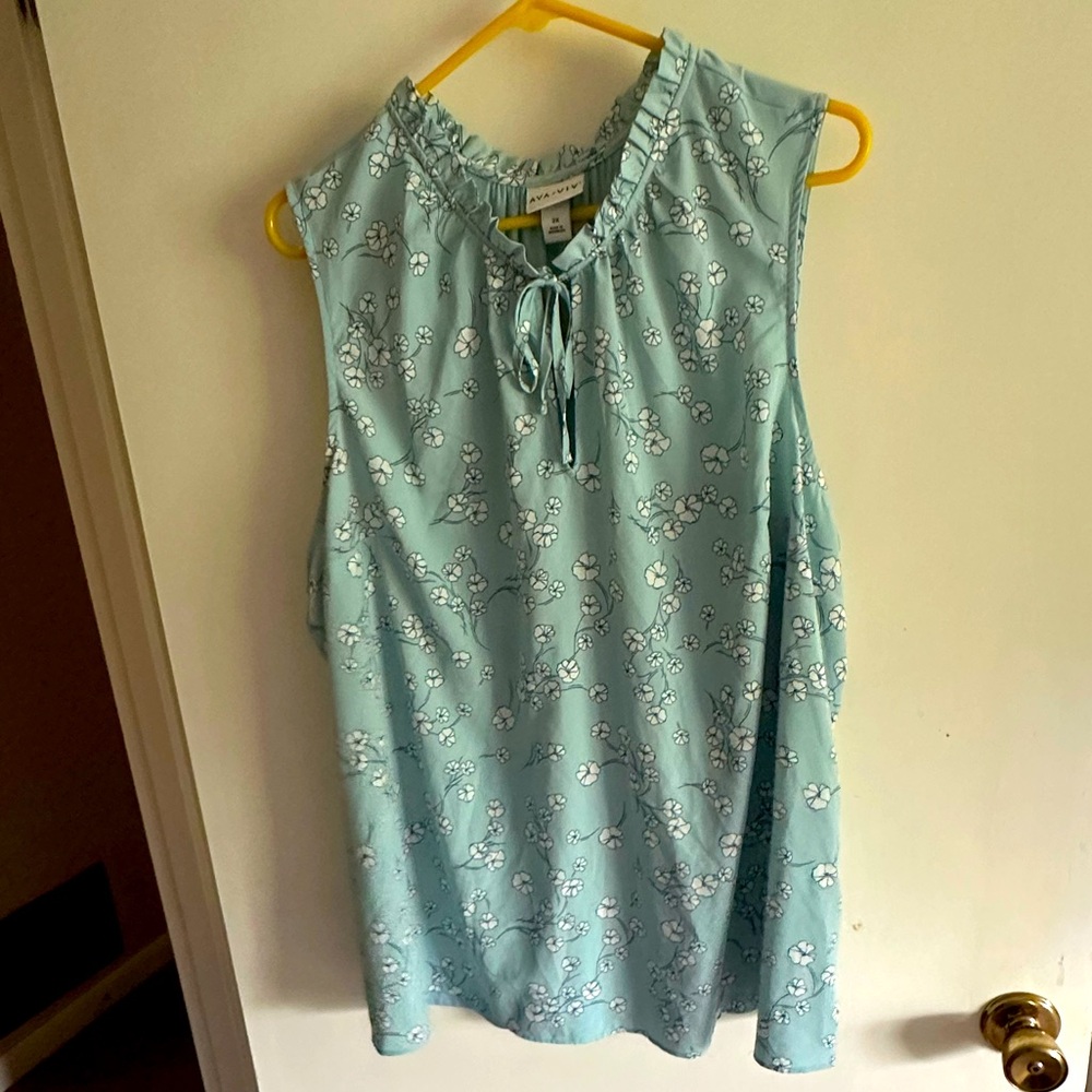 Ava & Liv sleeveless blouse 2x